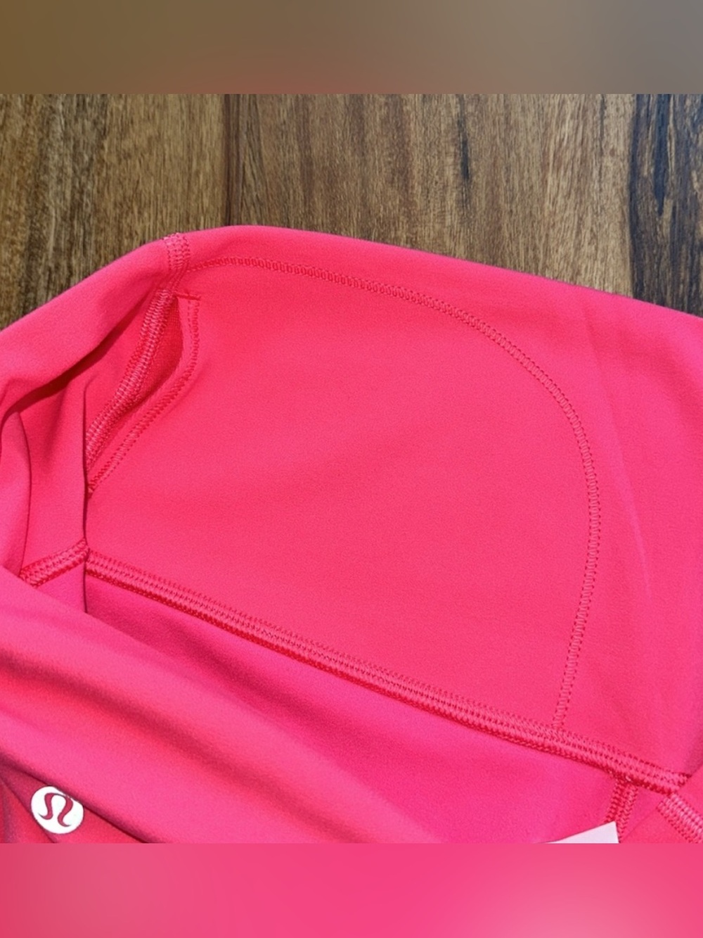 New! Lululemon Align High Rise Crop Lip Gloss Size 8 - Picture 5 of 7